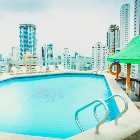 Escape Plaza - Bocagrande *